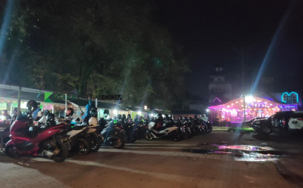 Ada Dua Versi Sumber Pertikaian Di Pasar Seni Tenggarong Intinya Soal Lahan Parkir Korankaltim Com