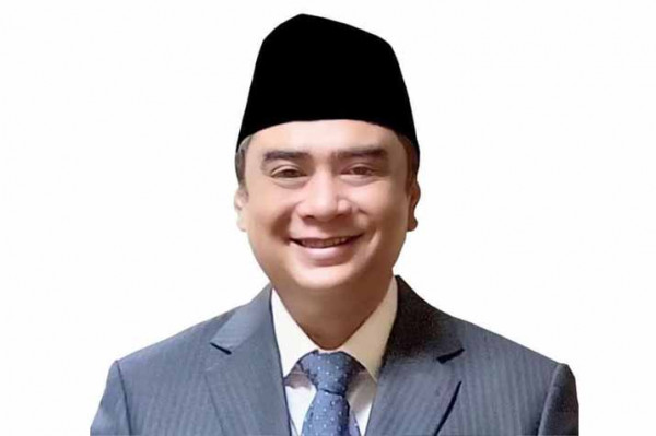 Biografi Profil Biodata Awang Ferdian Hidayat instagram ig Awang Faroek Ishak Wikipedia Indonesia