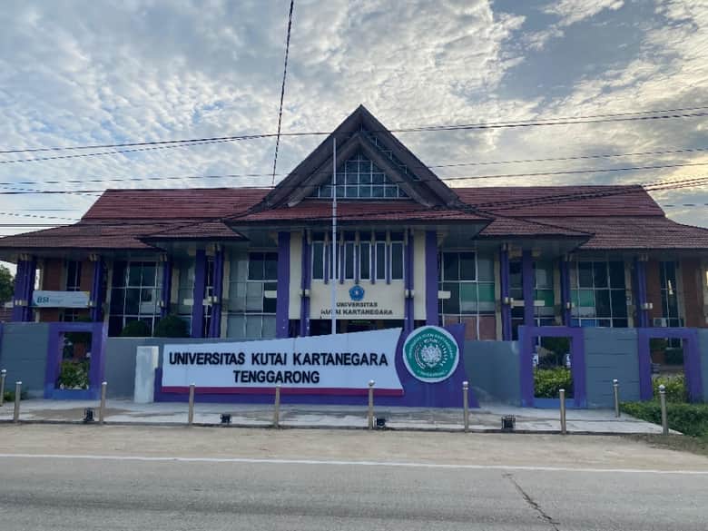 Mahasiswa Unikarta Batal Terima Beasiswa Gratispol, Karena Aturan Kelas dan Usia
