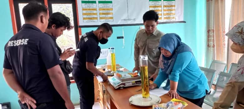 Tana Tidung Pantau Takaran MinyaKita
